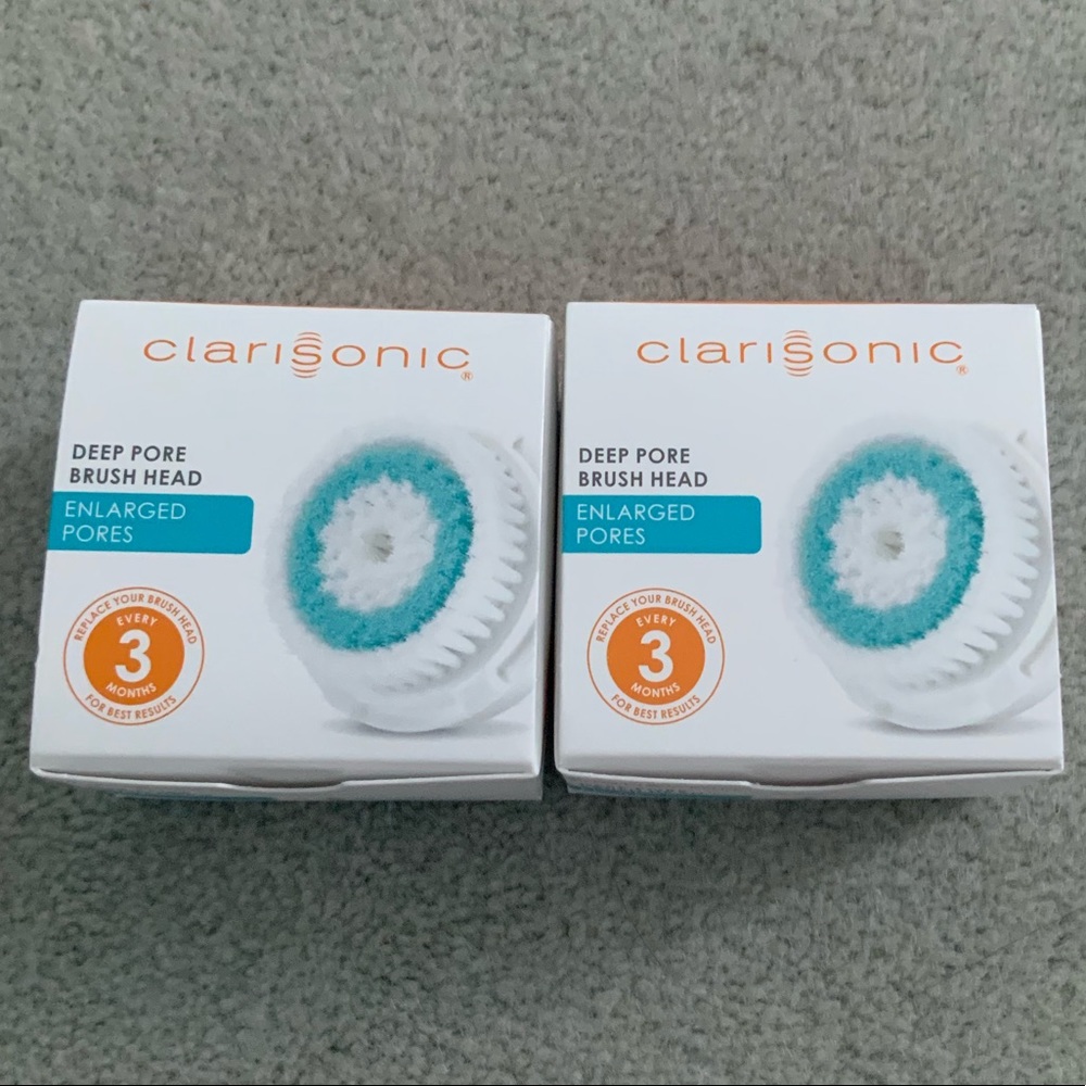 SOLD! 2 pk Clarisonic Deep Pore Brush Head